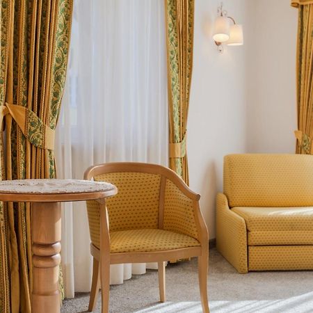 Hotel Maria Ортізеї Екстер'єр фото