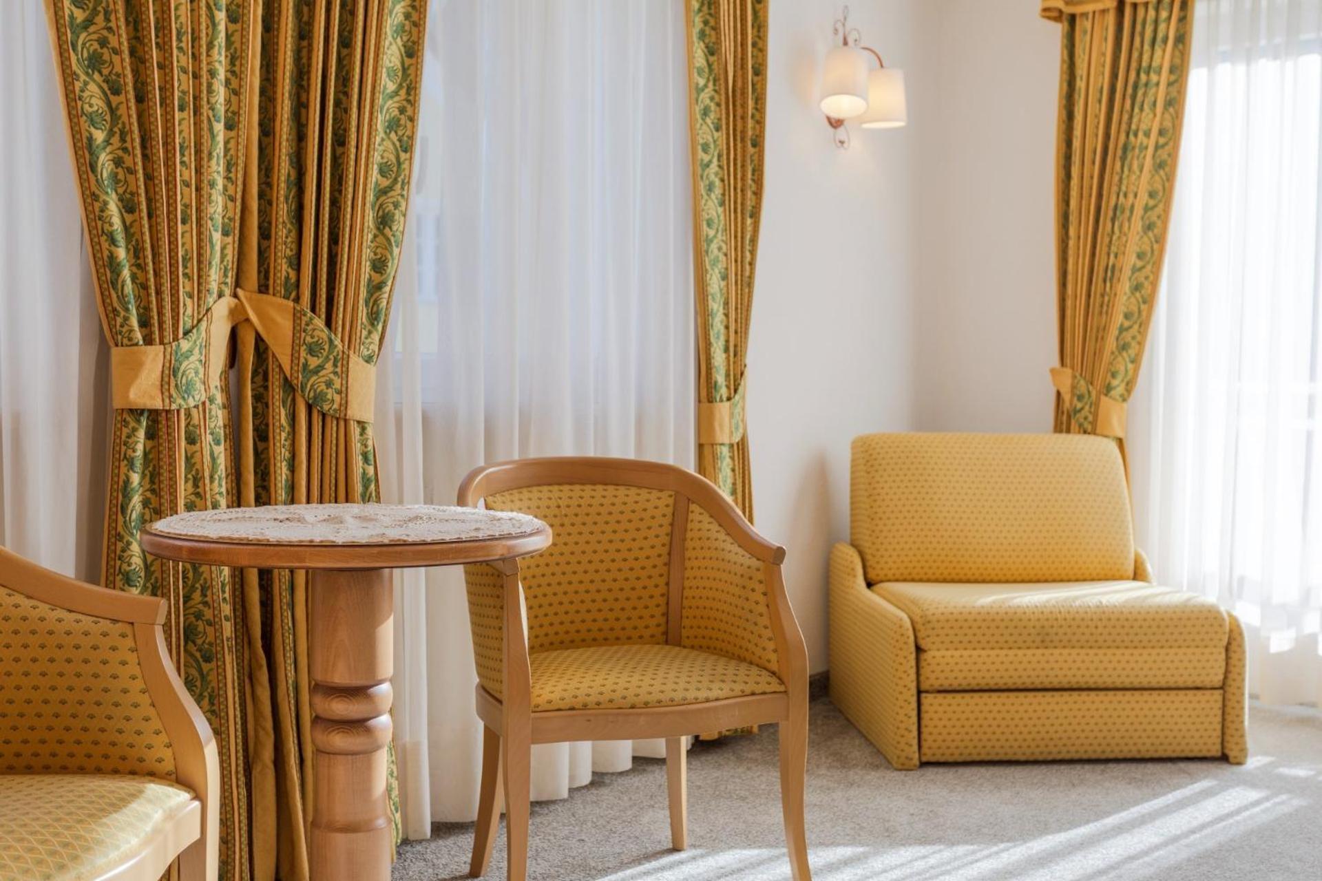 Hotel Maria Ортізеї Екстер'єр фото